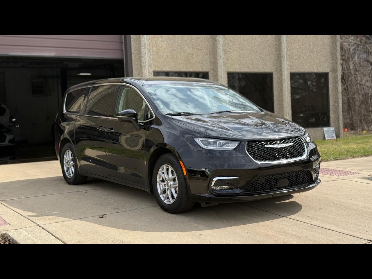 2024 CHRYSLER Pacifica
