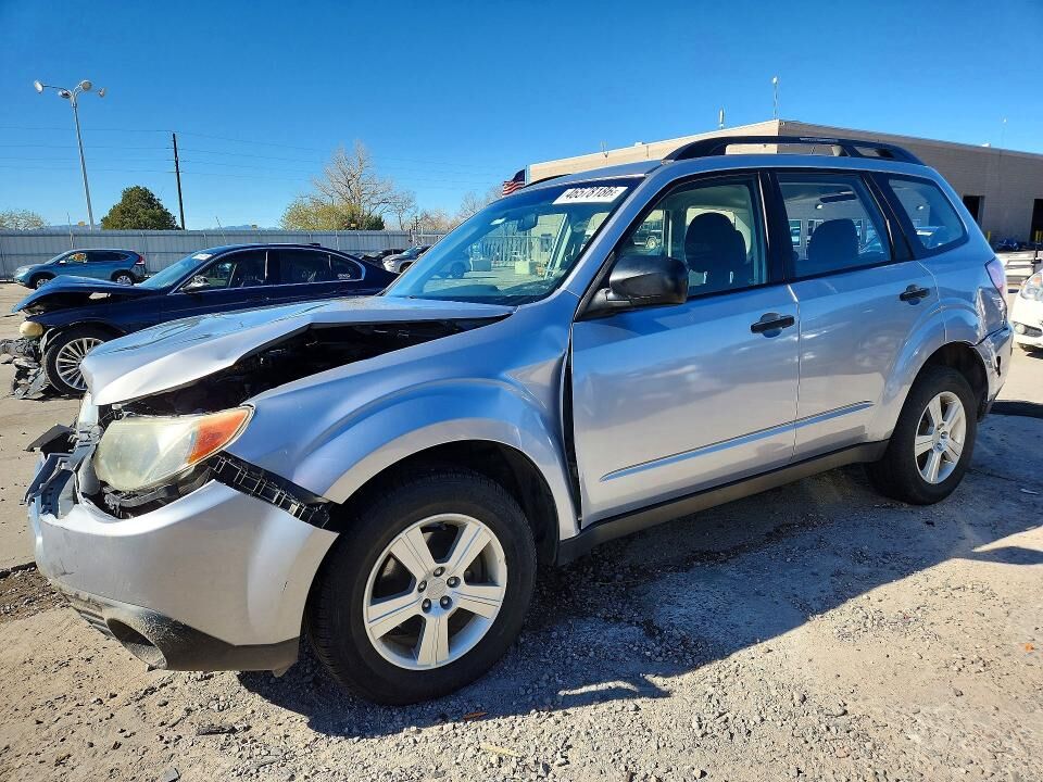 2013 SUBARU Forester