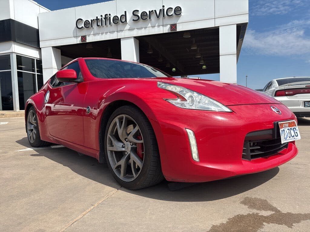 2016 NISSAN 370Z