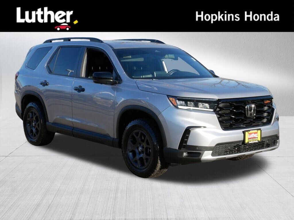 2025 HONDA Pilot
