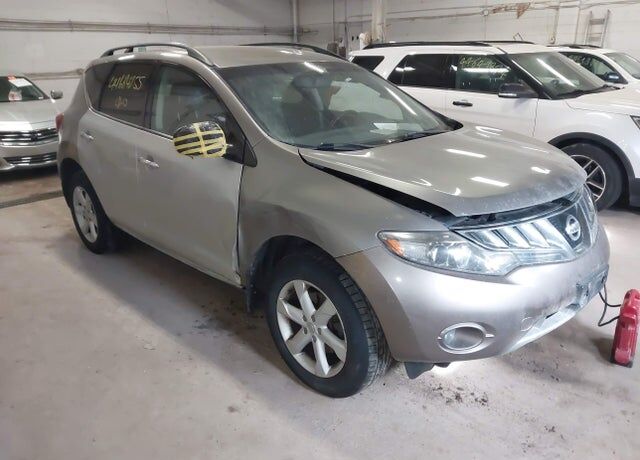 2010 NISSAN Murano