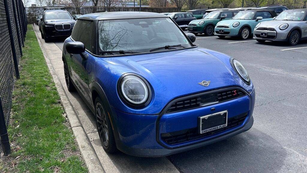 2025 MINI Hardtop