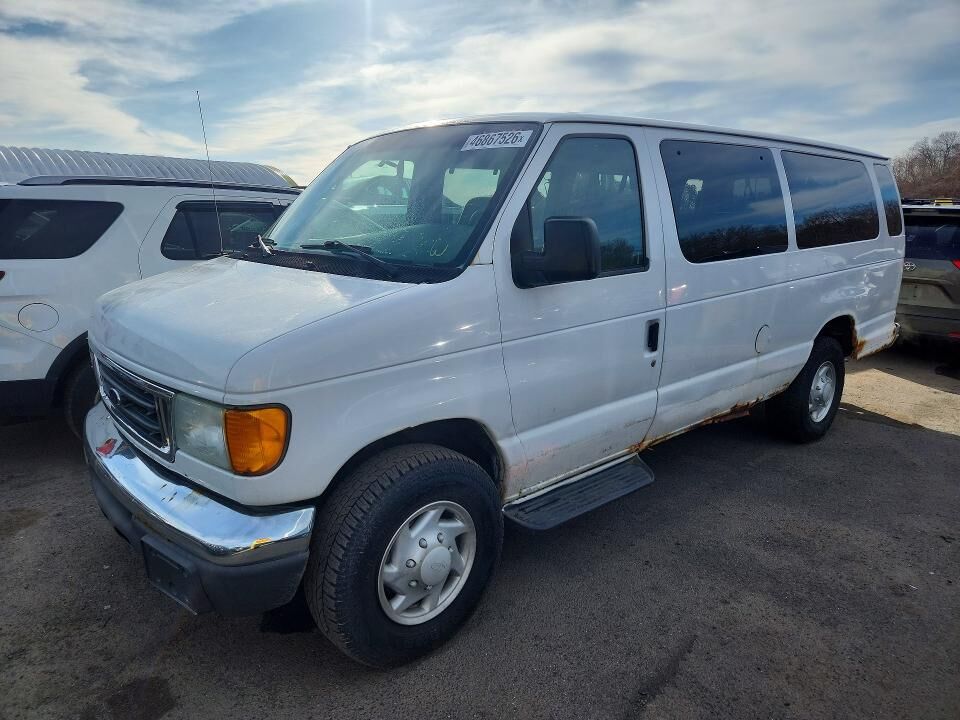 2004 FORD E-350