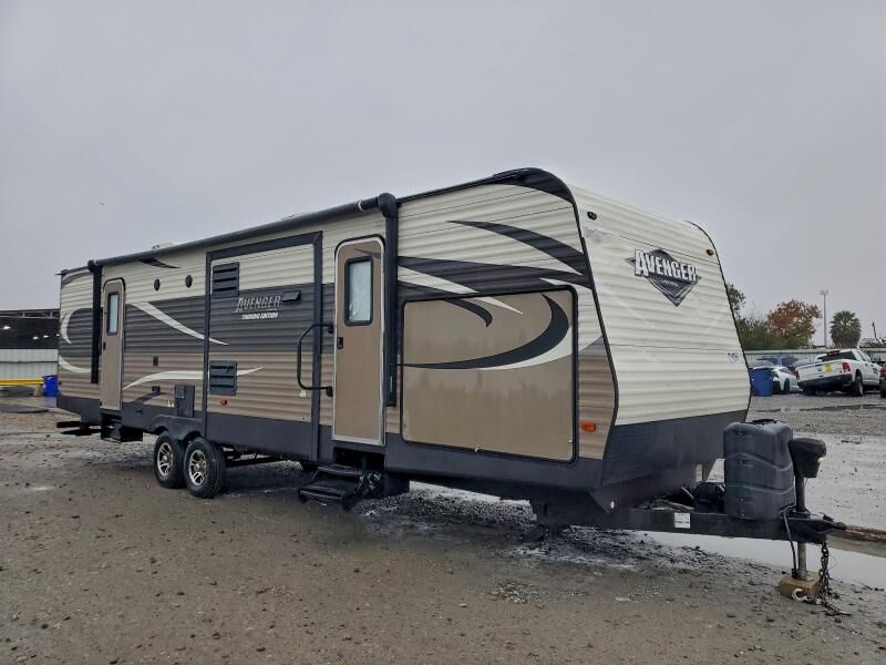 2016 FOREST RIVER Avenger