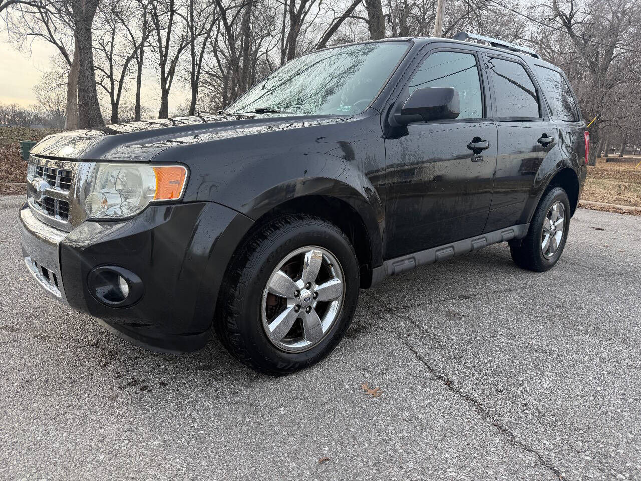 2009 FORD Escape