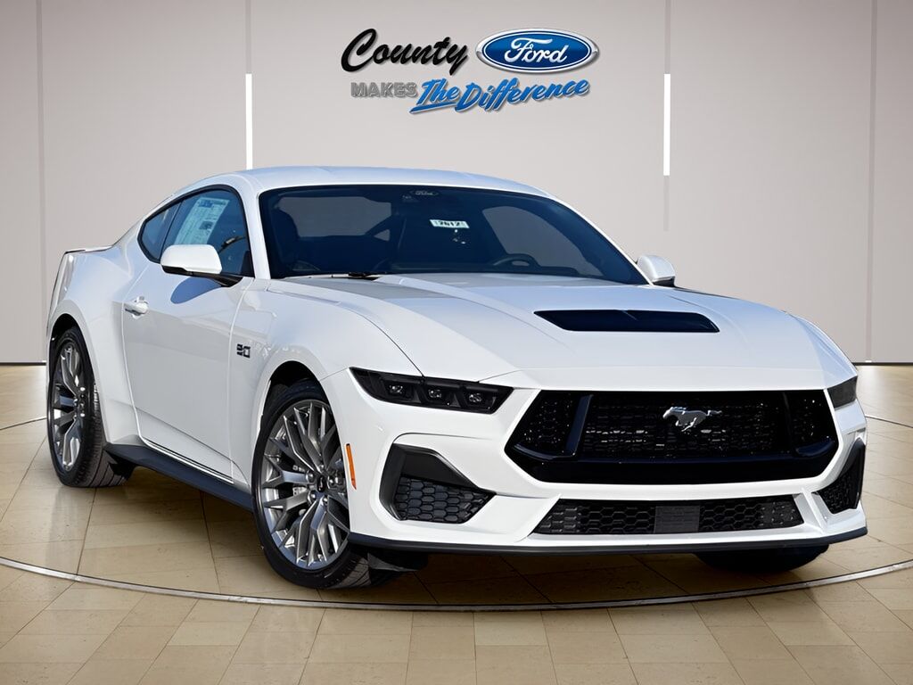 2026 FORD Mustang