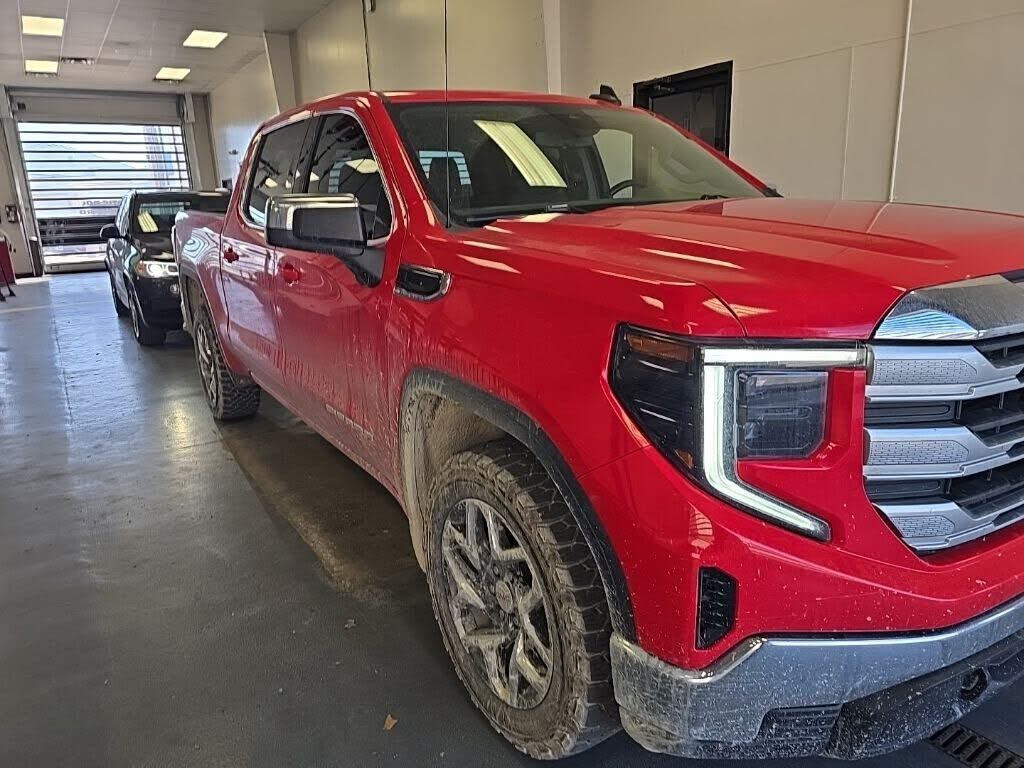 2023 GMC Sierra