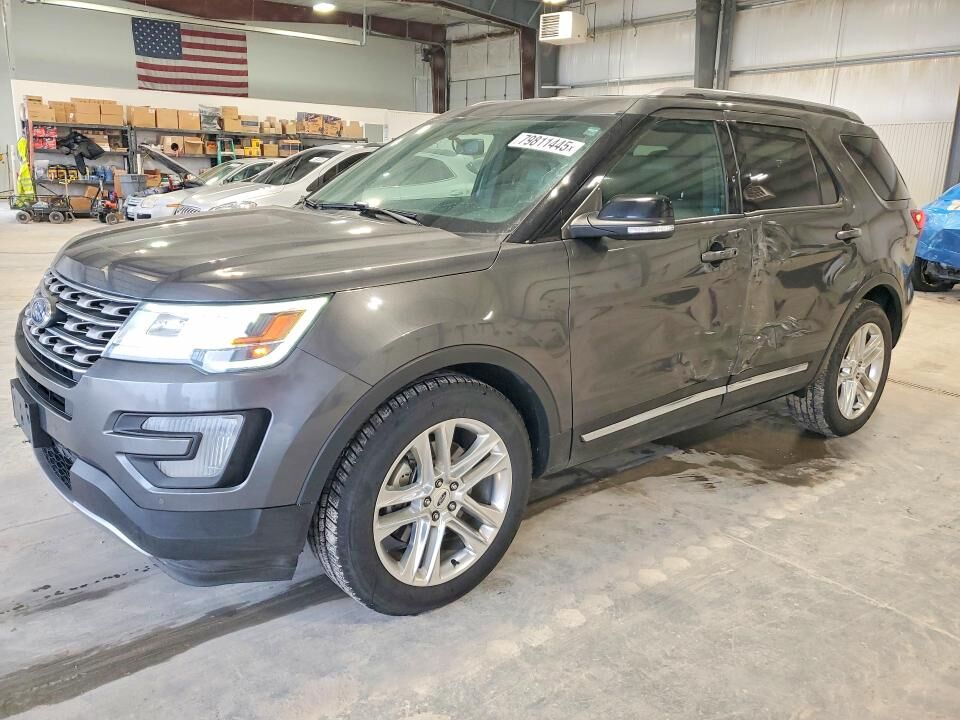 2017 FORD Explorer