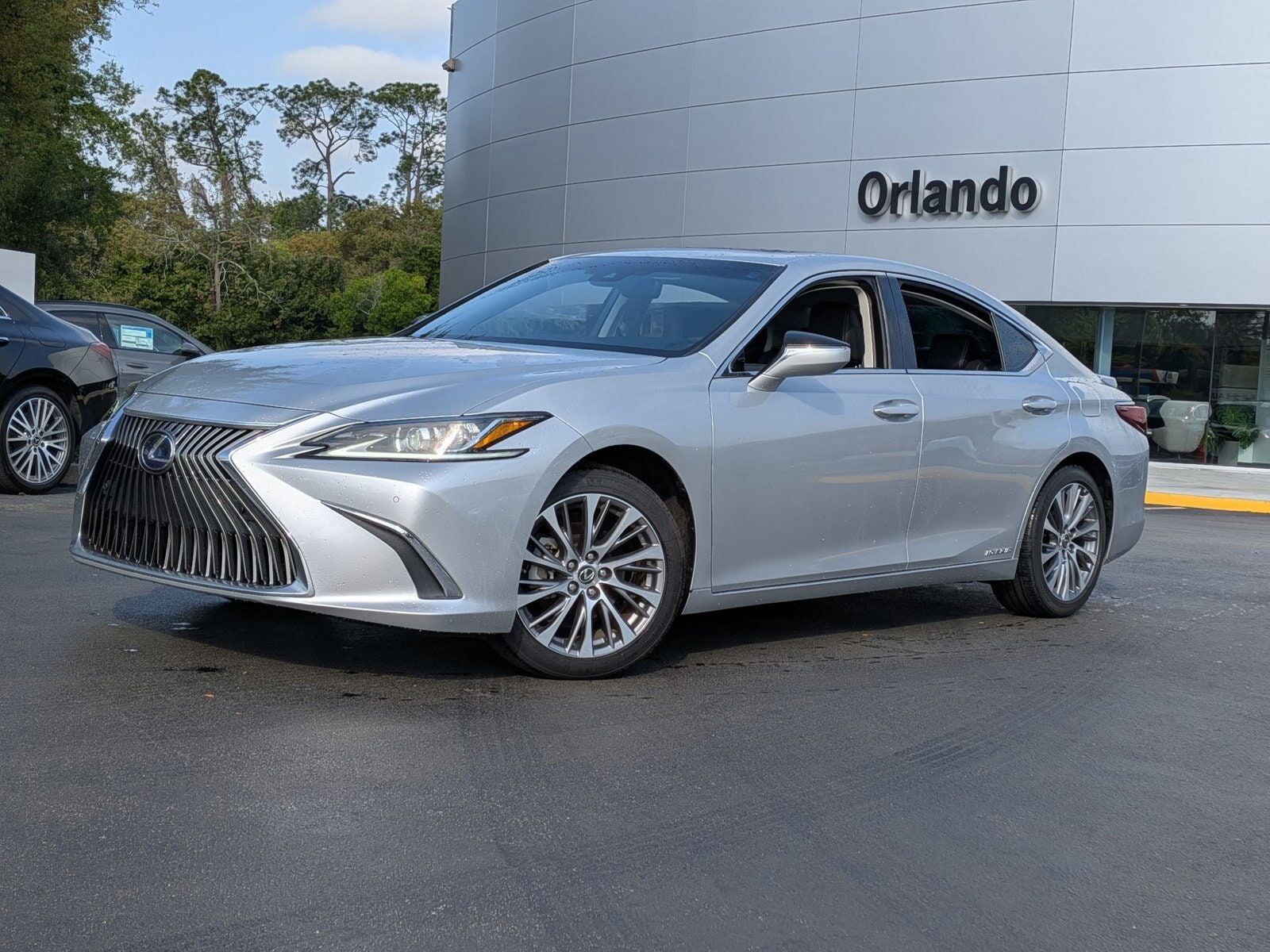 2021 LEXUS ES