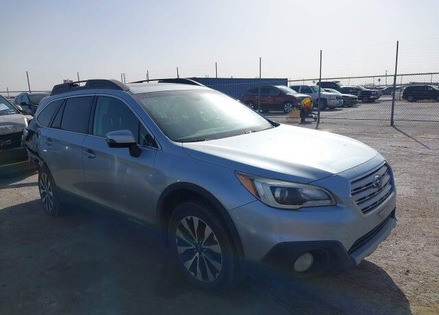 2015 SUBARU Outback