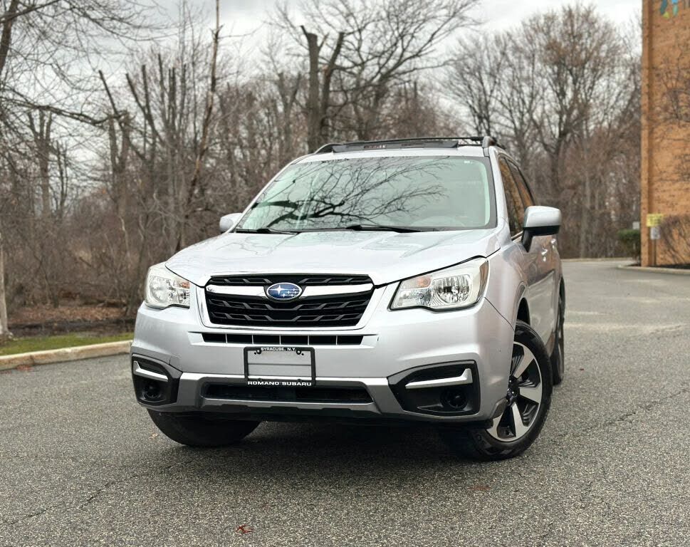 2017 SUBARU Forester