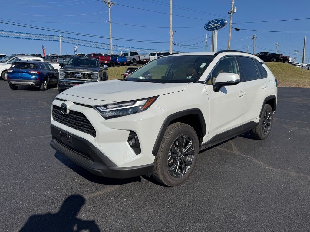 2025 TOYOTA RAV4