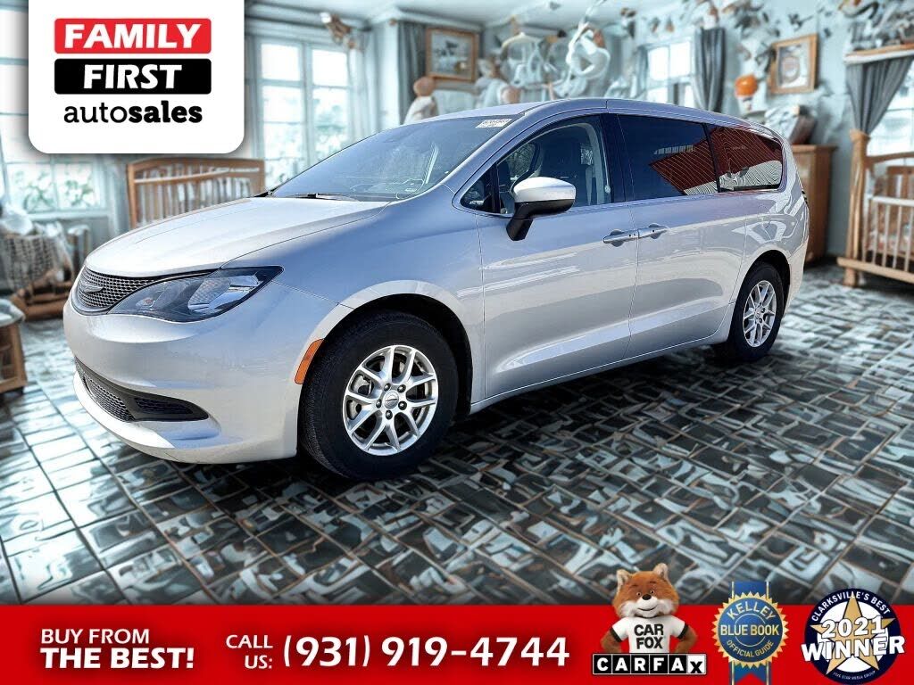 2023 CHRYSLER Voyager