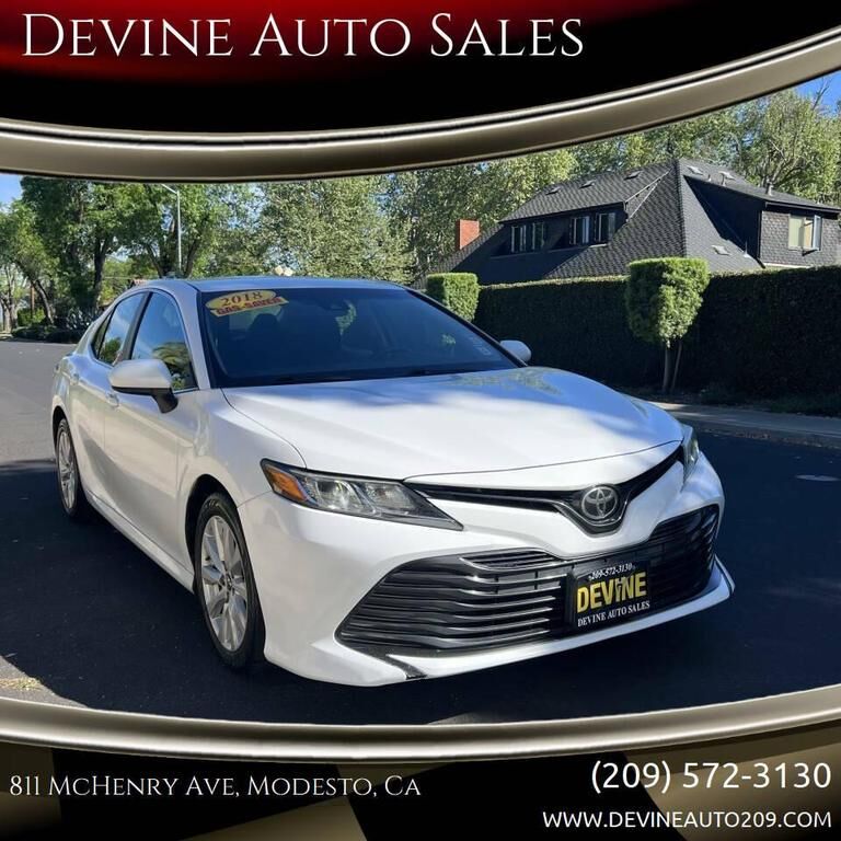 2018 TOYOTA Camry