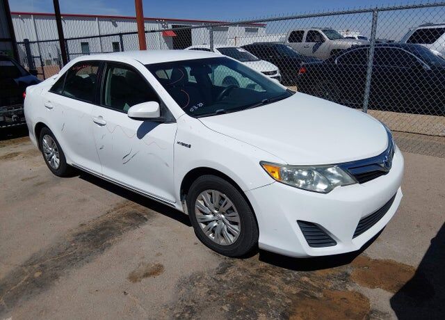 2013 TOYOTA Camry