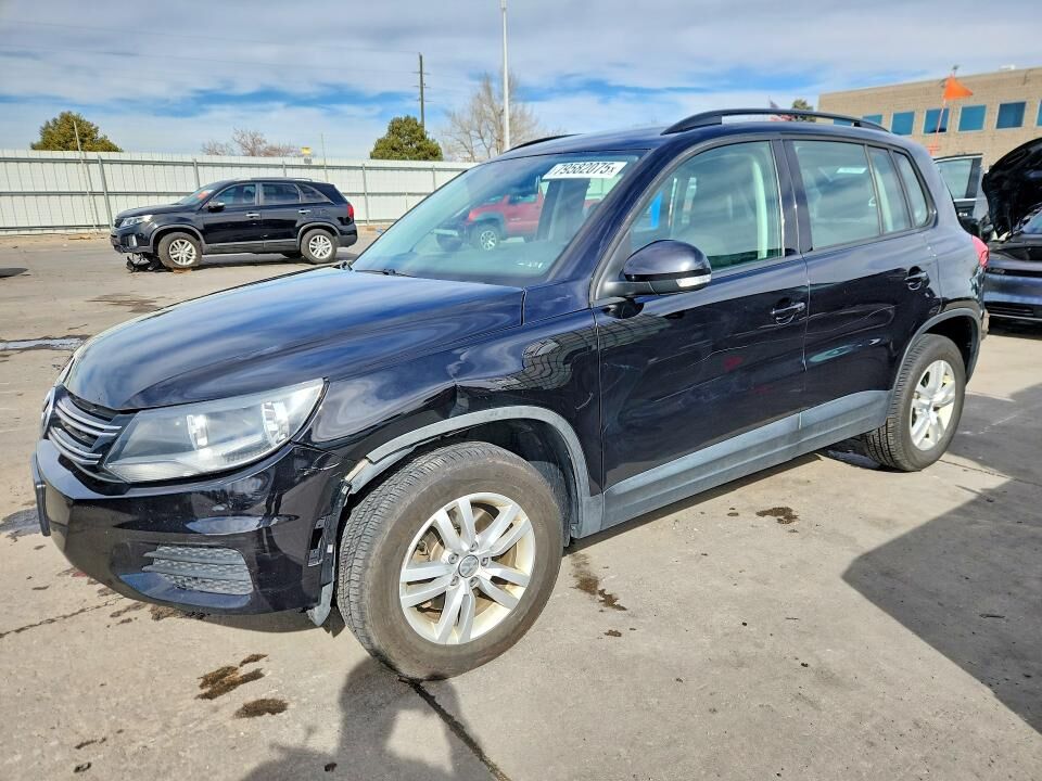 2016 VOLKSWAGEN Tiguan