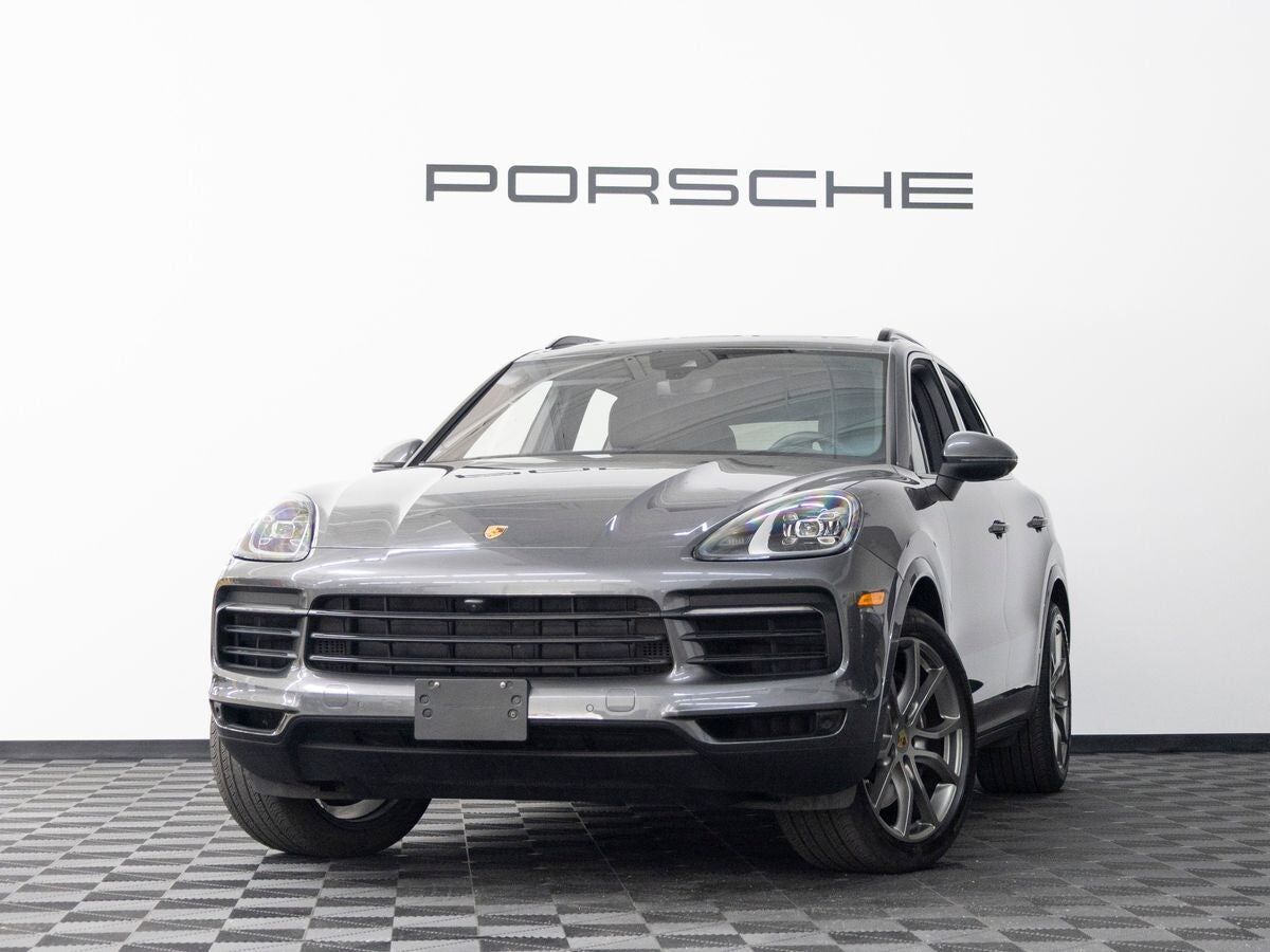 2023 PORSCHE Cayenne