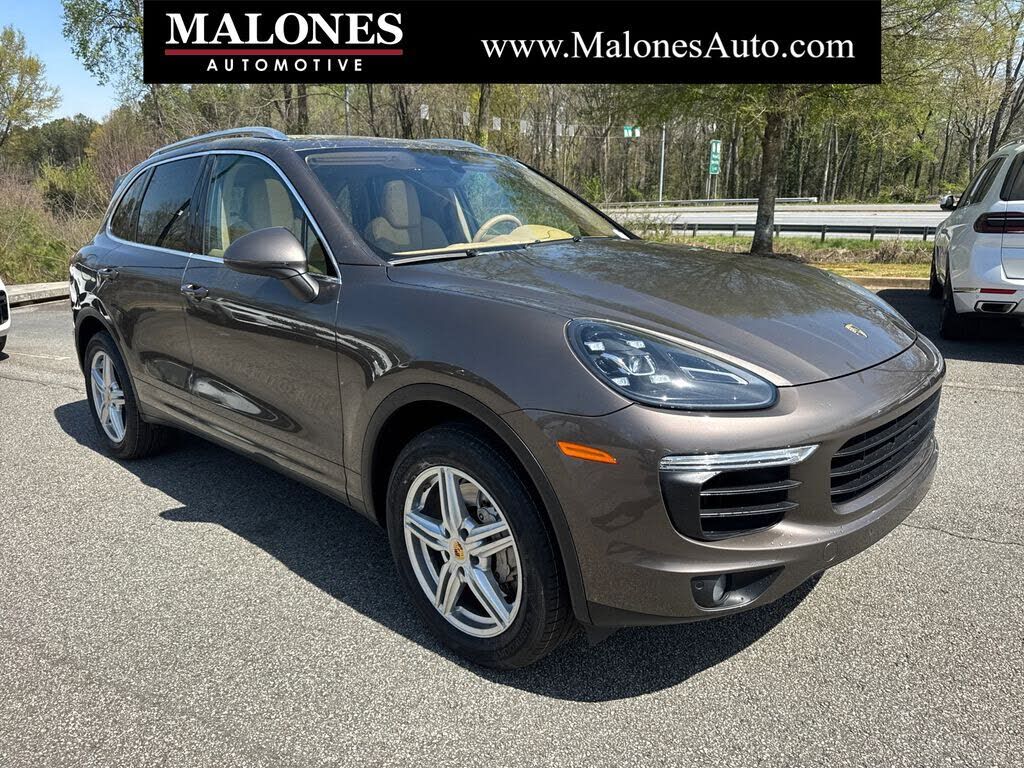 2016 PORSCHE Cayenne