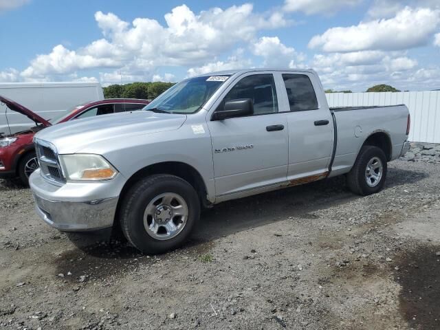 2011 DODGE Ram
