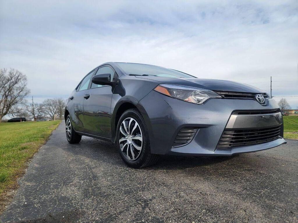2016 TOYOTA Corolla