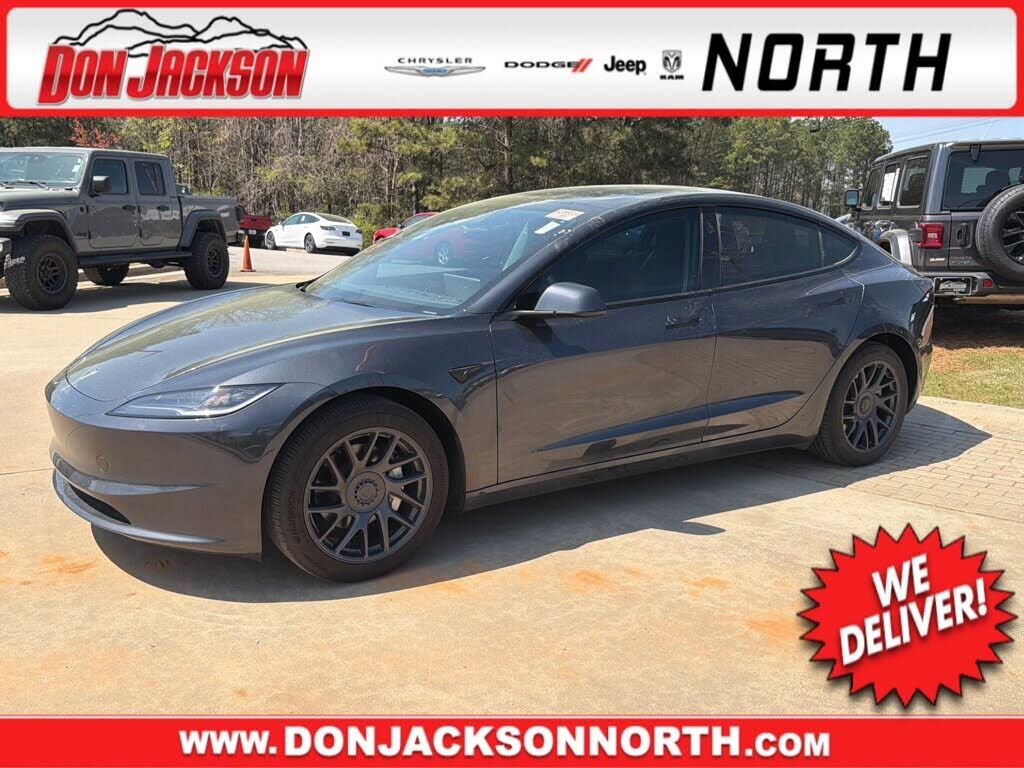 2025 TESLA Model 3