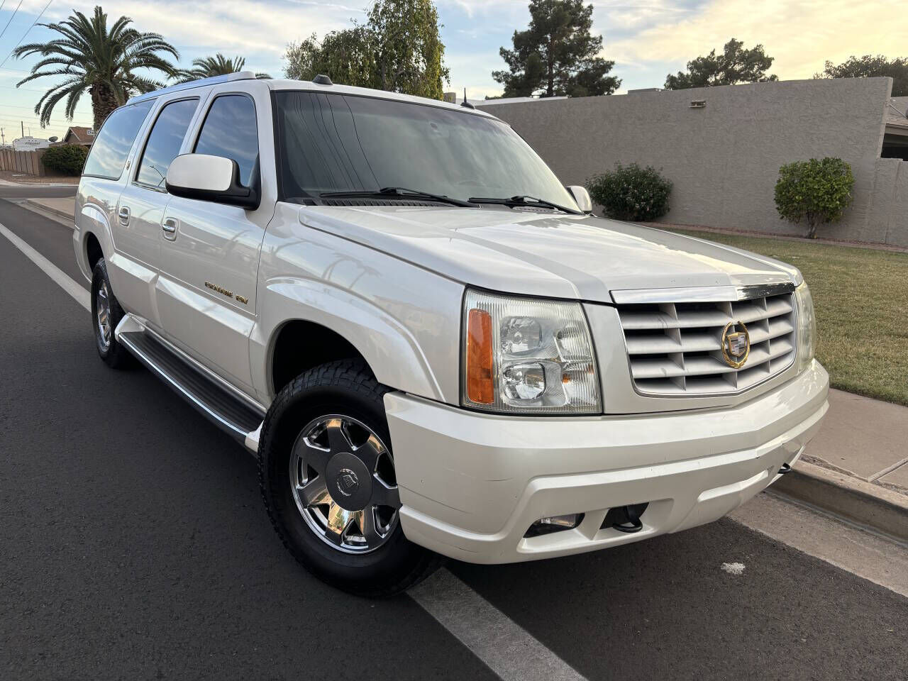 2004 CADILLAC Escalade
