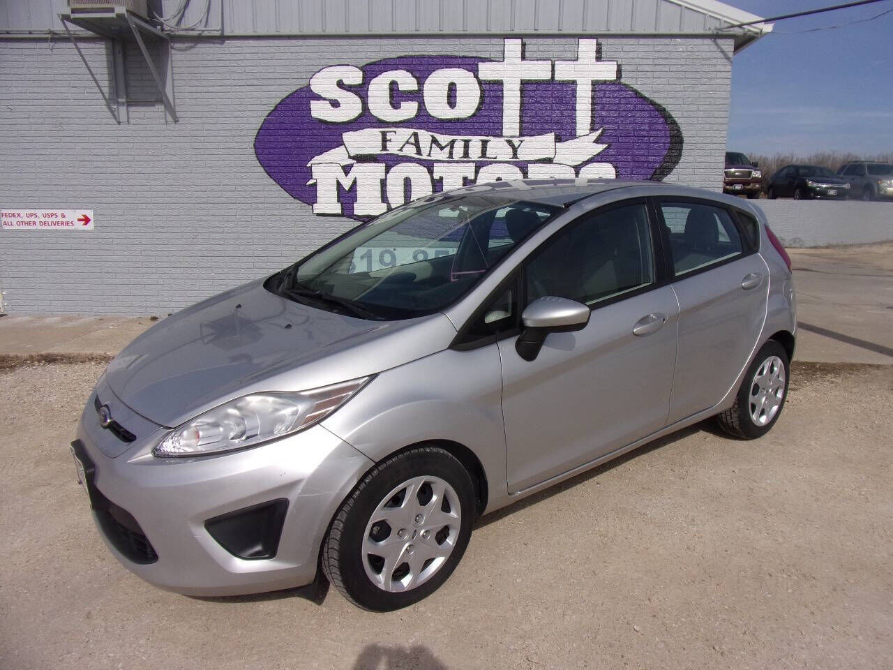 2013 FORD Fiesta