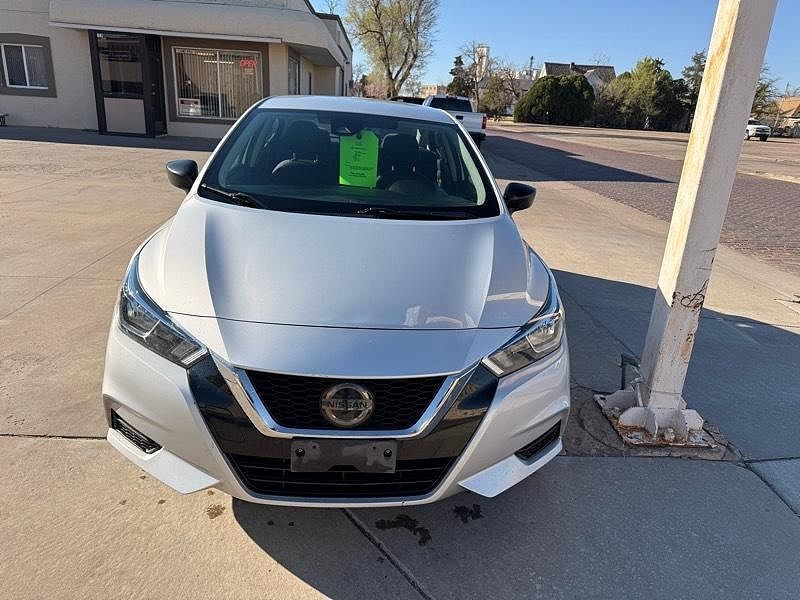 2021 NISSAN Versa