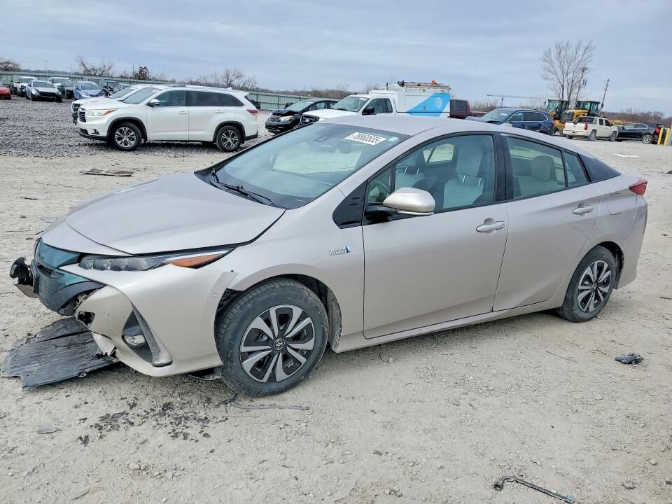 2018 TOYOTA Prius