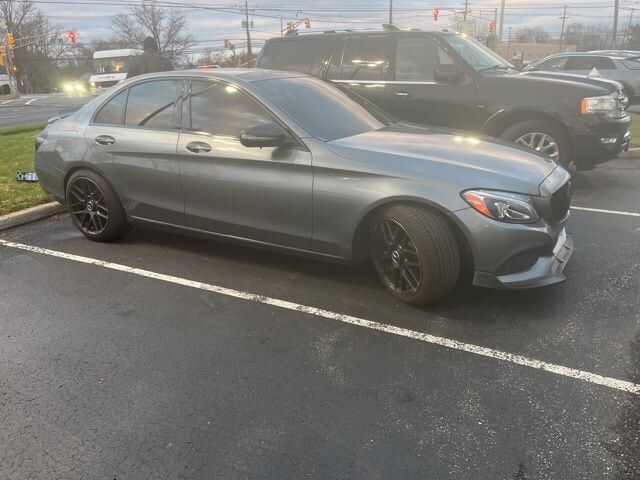 2017 MERCEDES-BENZ C-Class