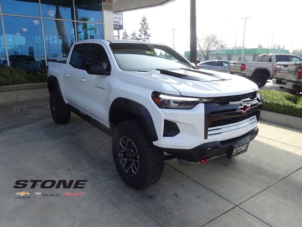 2026 CHEVROLET Colorado