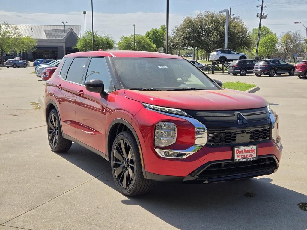 2026 MITSUBISHI Outlander