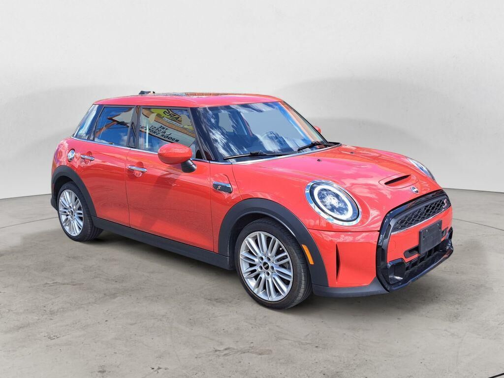 2024 MINI Hardtop