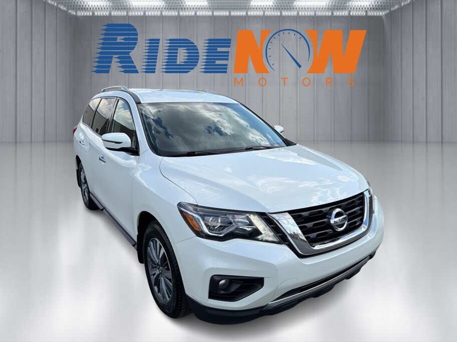 2020 NISSAN Pathfinder