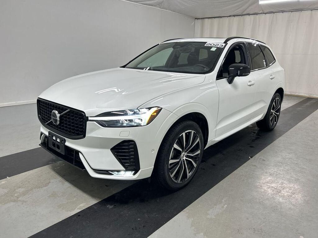 2023 VOLVO XC60
