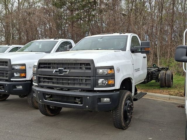 2023 GMC Silverado Medium Duty