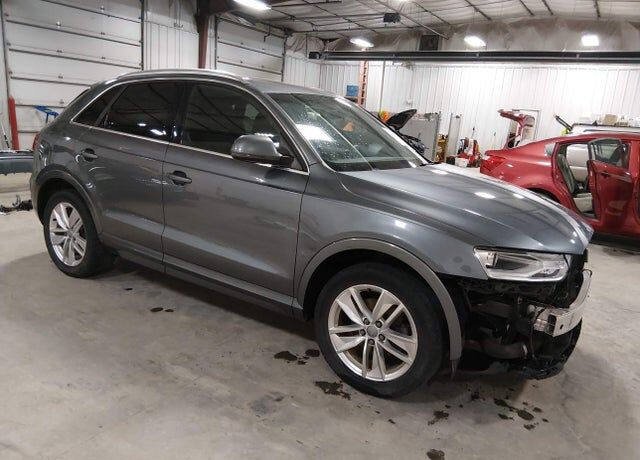 2016 AUDI Q3