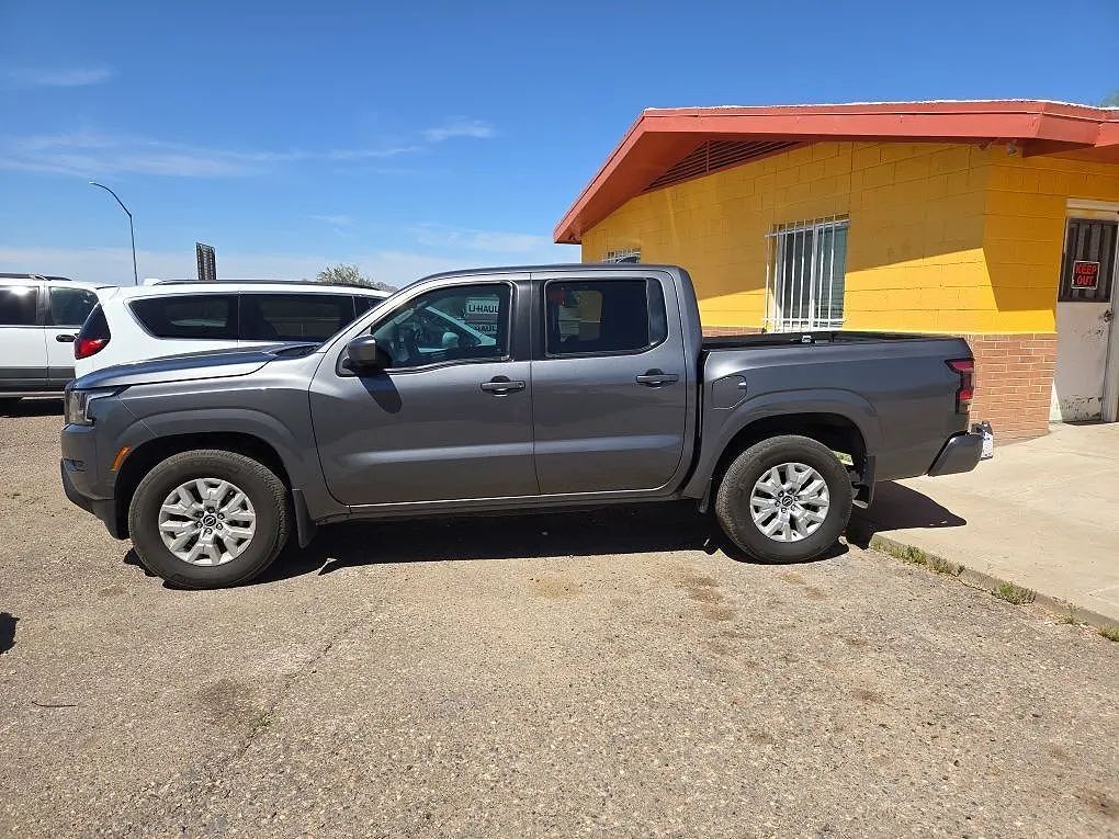 2023 NISSAN Frontier