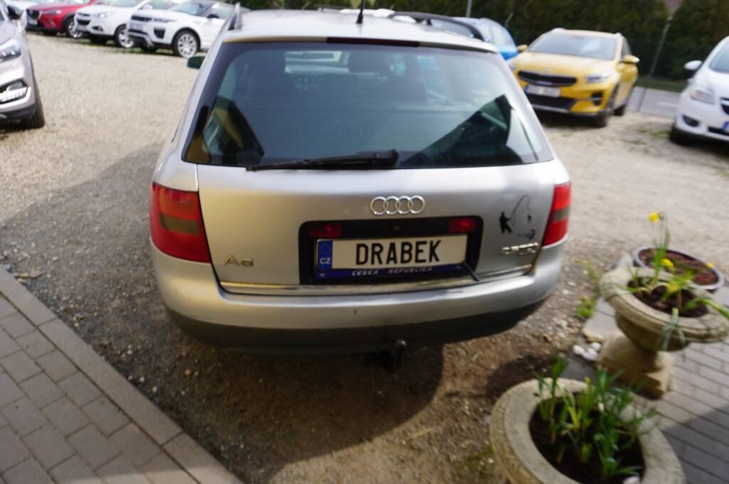 2000 Audi A6