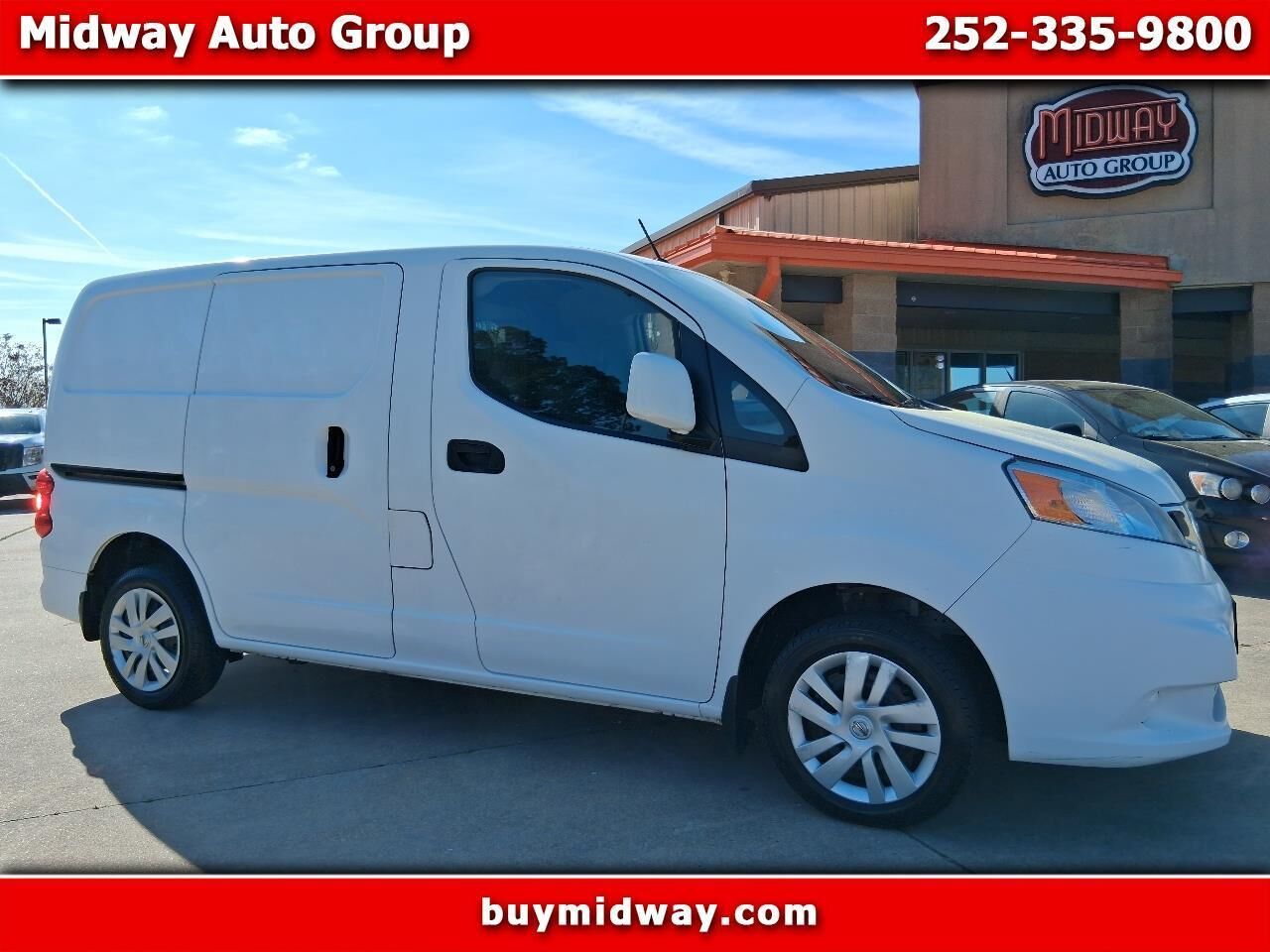 2017 NISSAN NV200