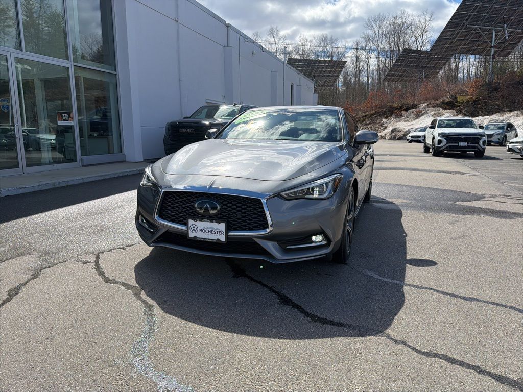 2021 INFINITI Q60