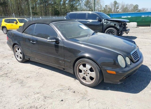 2002 MERCEDES-BENZ CLK-Class