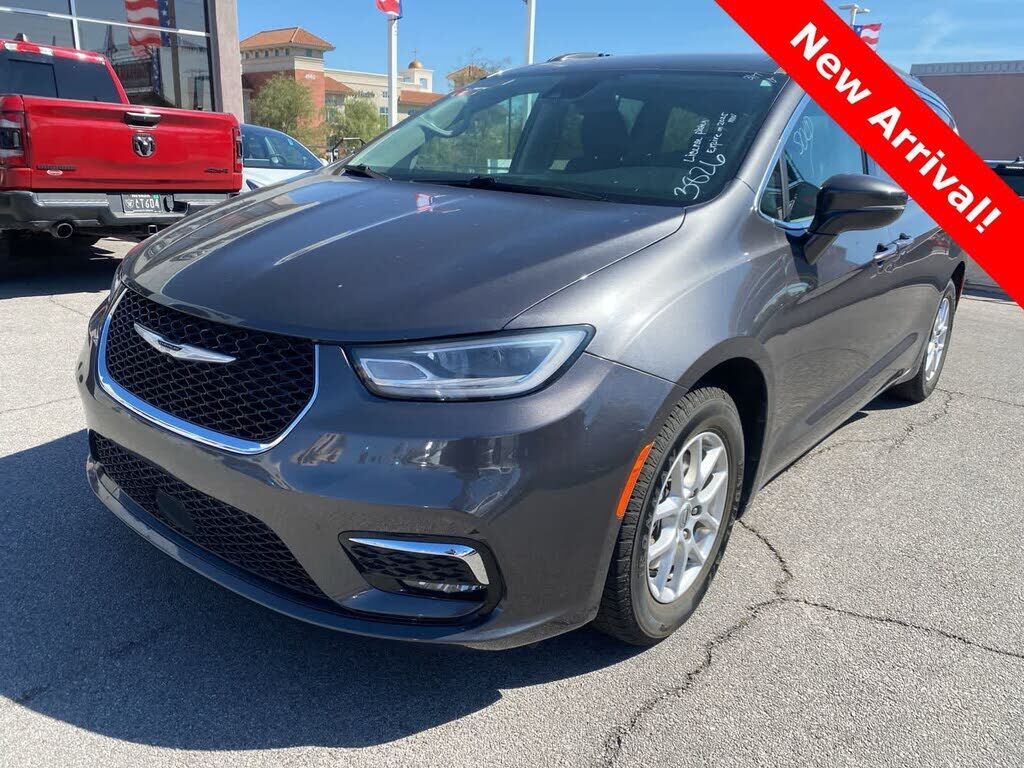 2022 CHRYSLER Pacifica