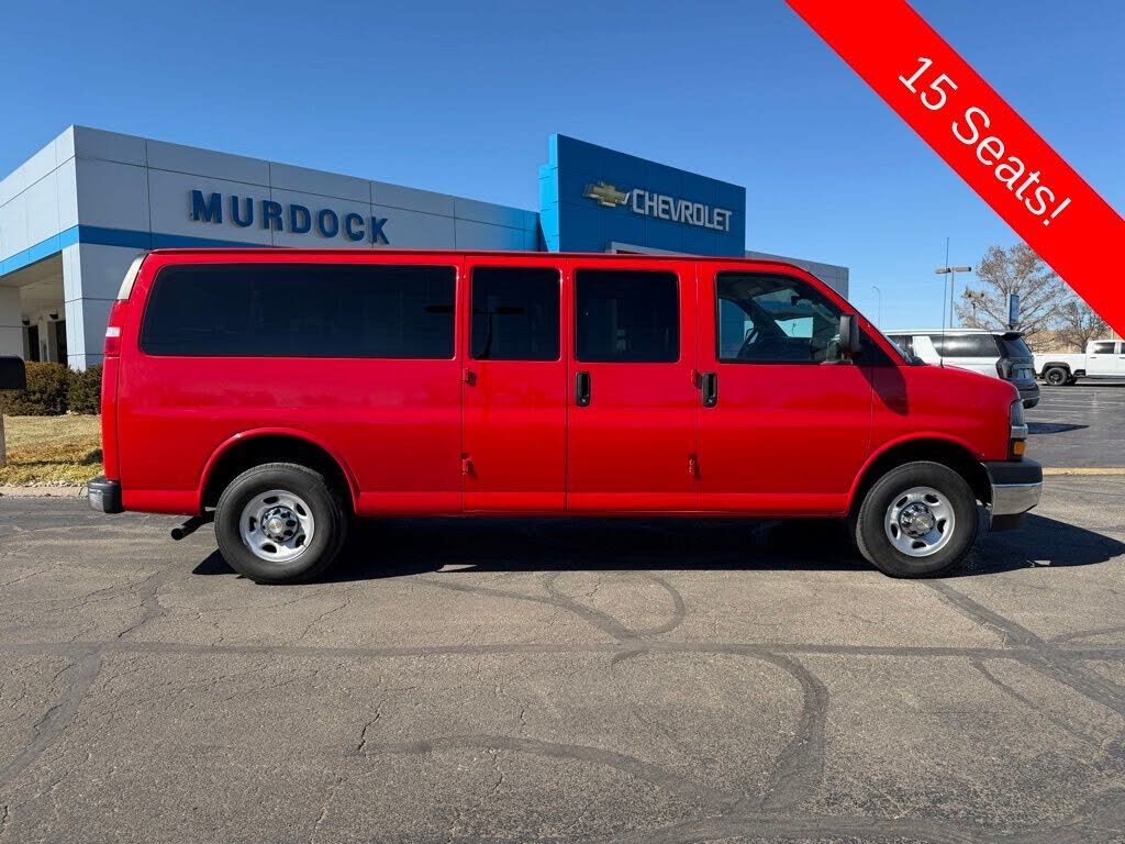 2024 CHEVROLET Express