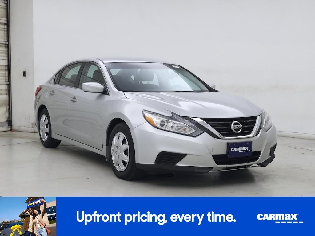 2017 NISSAN Altima