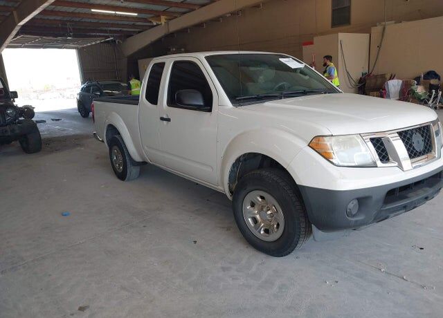 2015 NISSAN Frontier