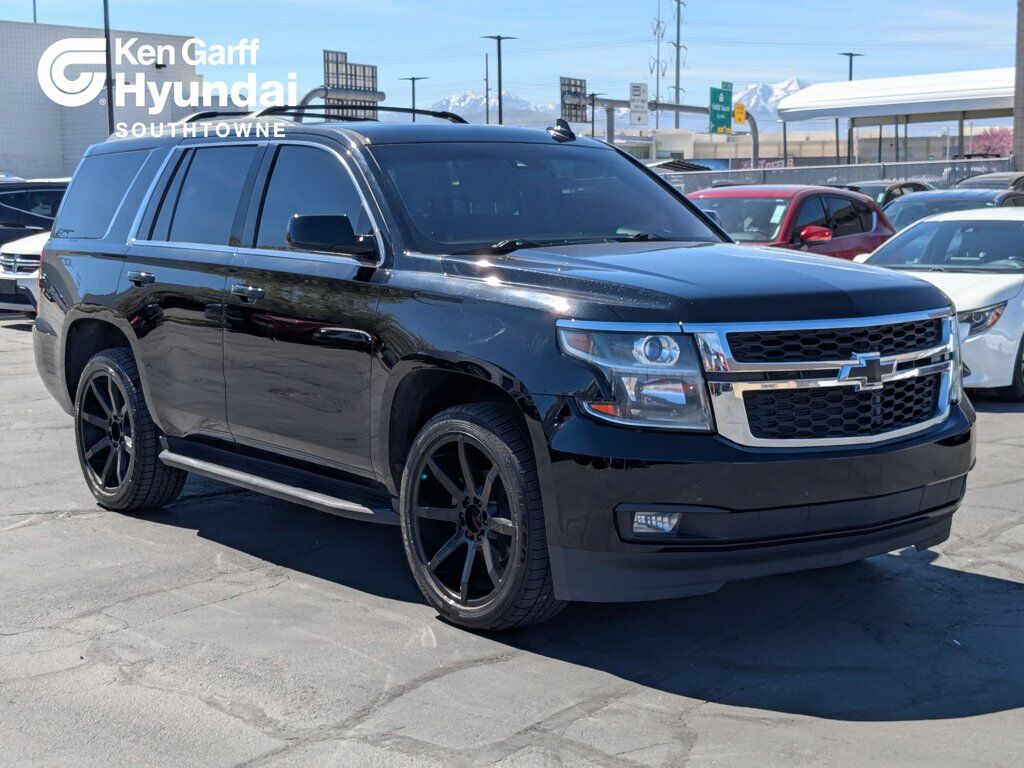 2016 CHEVROLET Tahoe