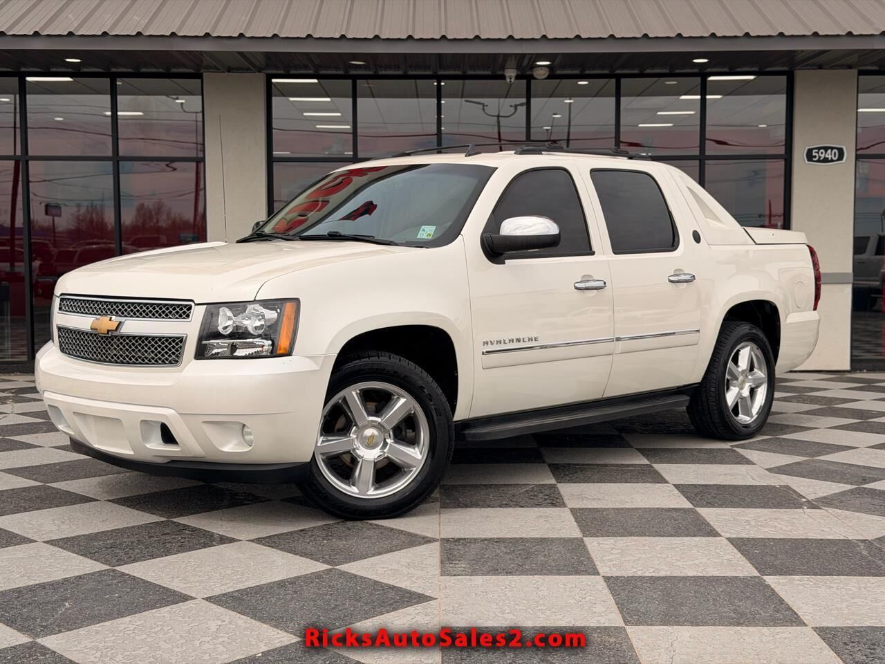 2013 CHEVROLET Avalanche