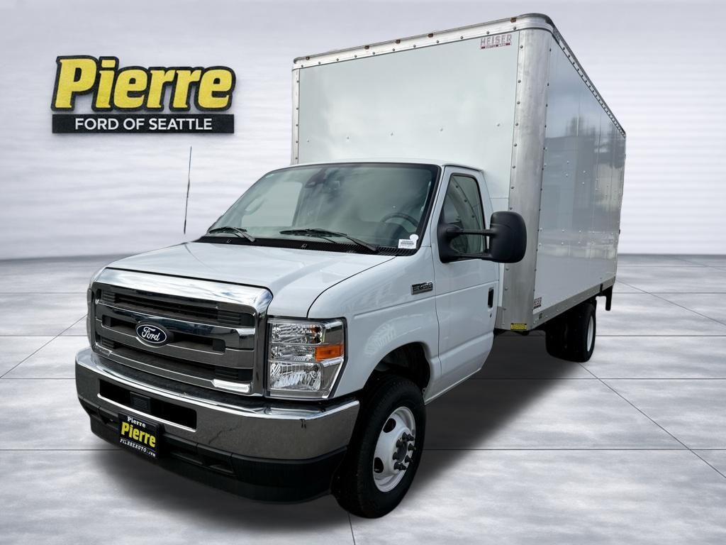 2026 FORD E-450