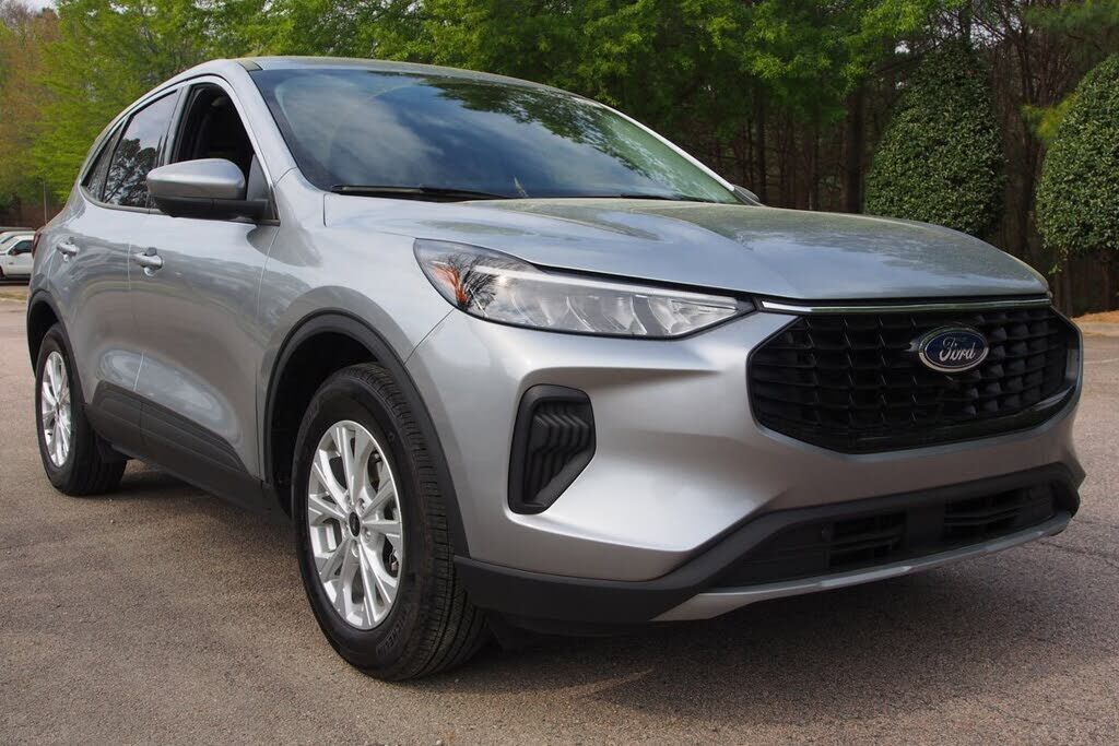 2023 FORD Escape